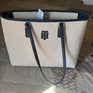 Tommy Hilfiger Canvas Beach Tote in Cream & Navy